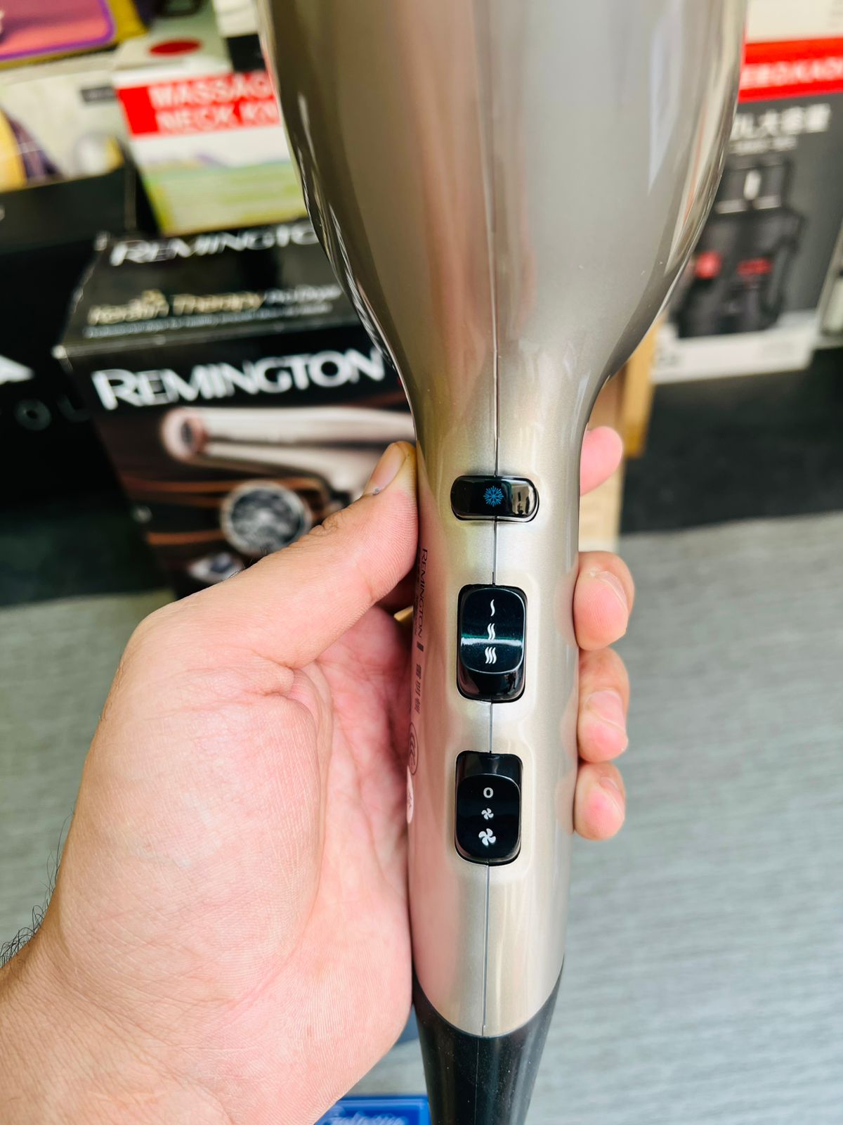 REMINGTON D8002 HAIR DRYER KERATIN PRO